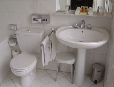 alsco-nz-greenroom-keeping-washroom-eco-clean-hotel-washroom
